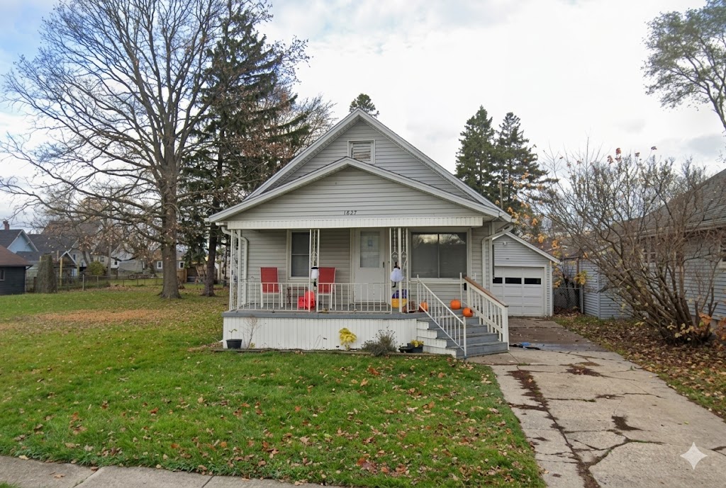 Property main image