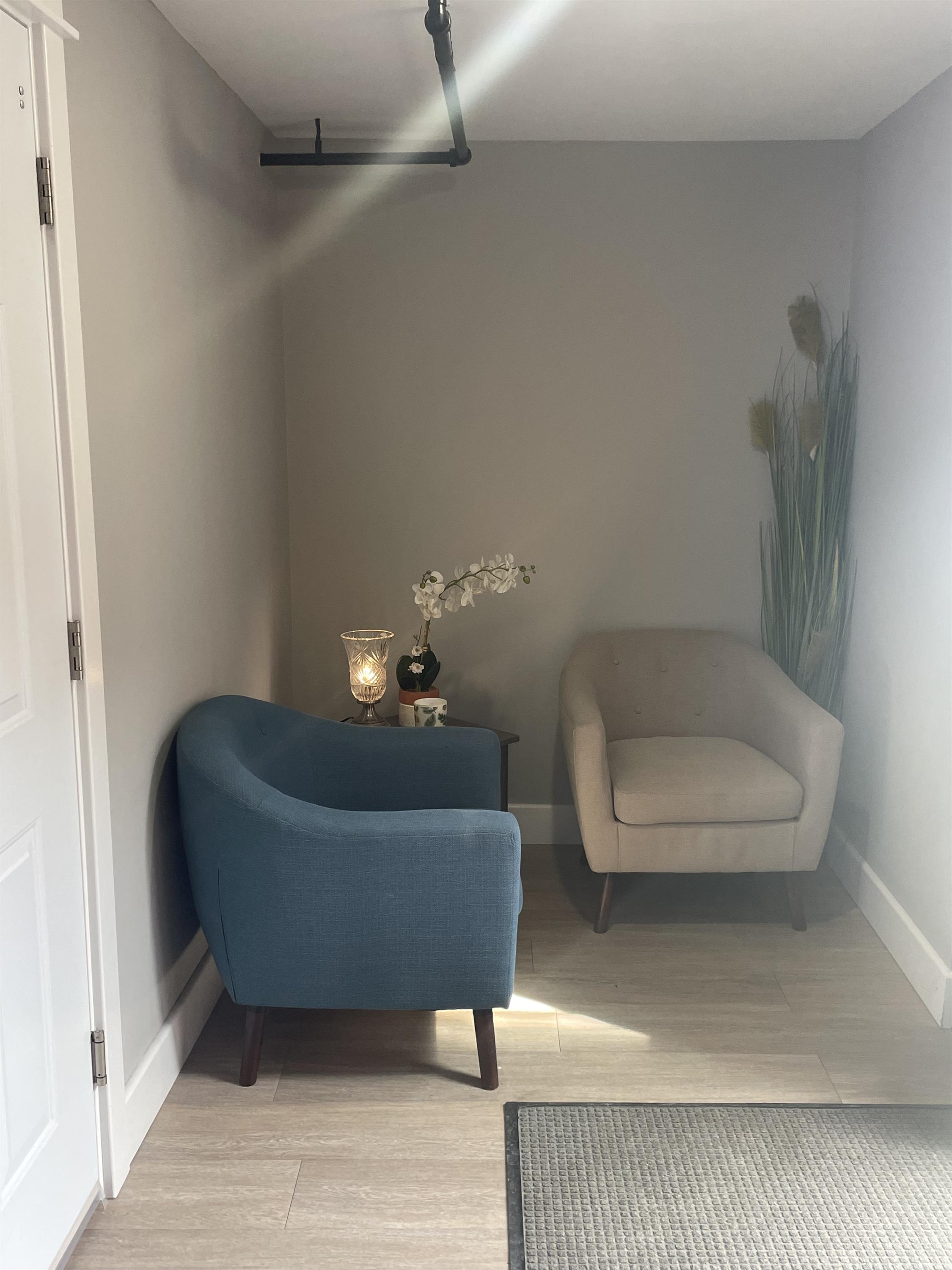218 Huron Avenue - 303