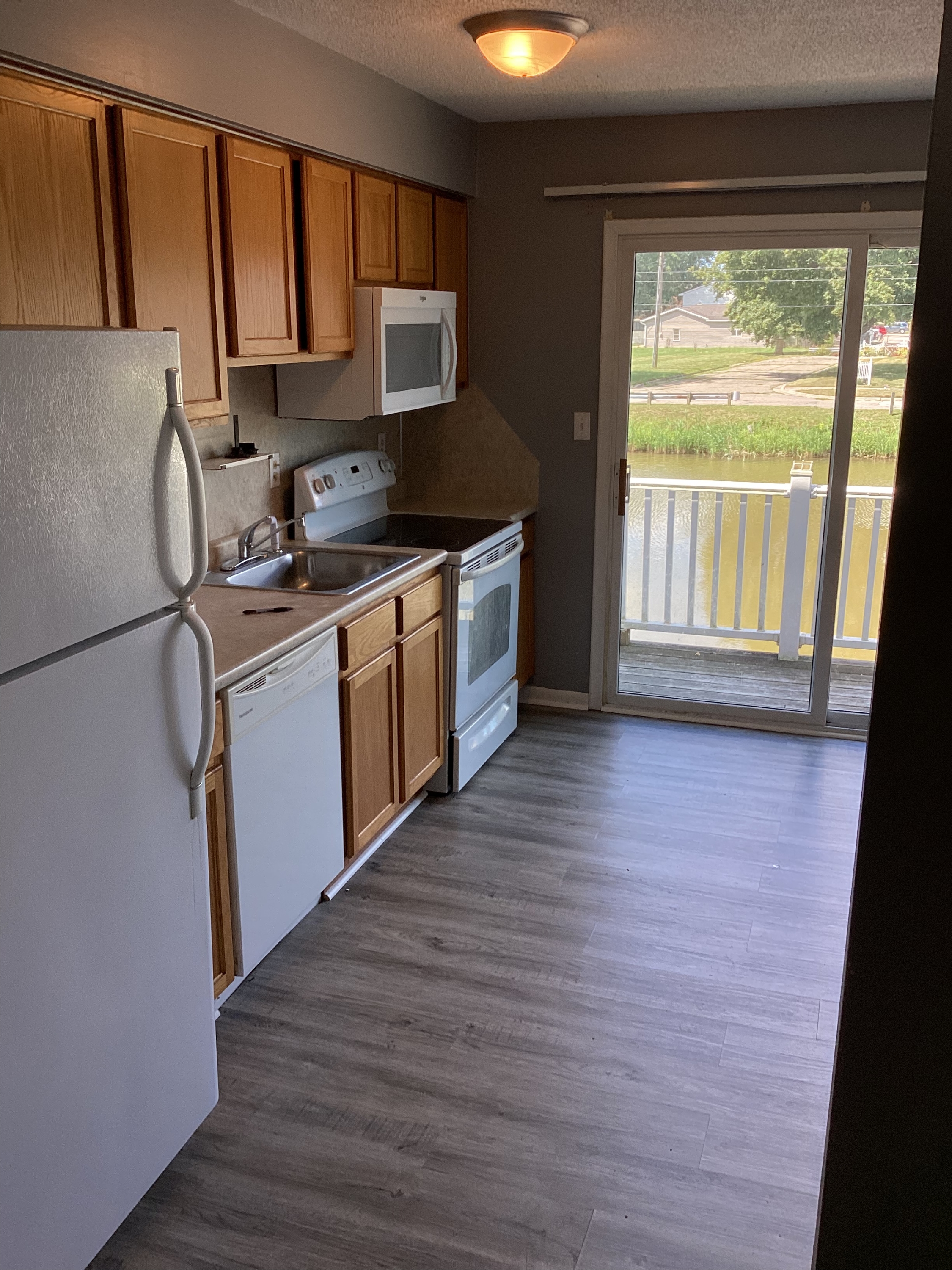 515-541 E St. Clair Street - 541