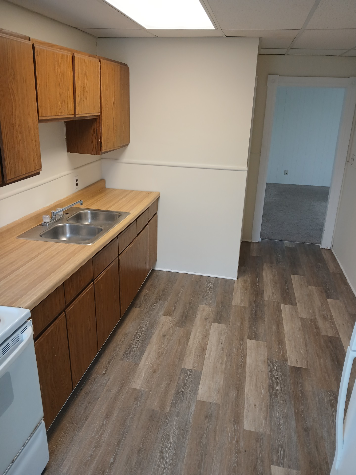 18 East Lapeer Road - 1